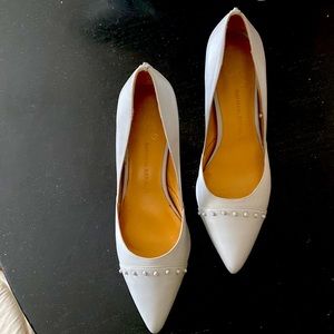 Banana Republic gray leather heels size 8.5